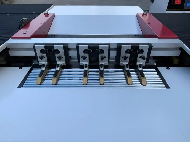 leather splitting  6.jpg