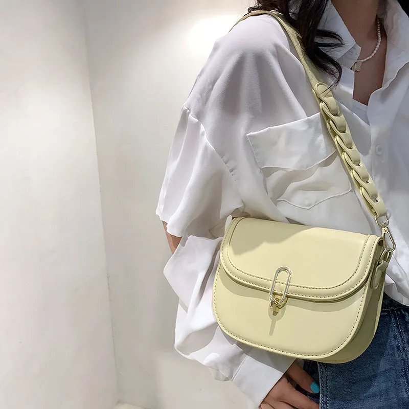 

2021 Summer Fashion Braided Shoulder Strap Designer Bag Small PU Leather Women Saddle Hand Bags