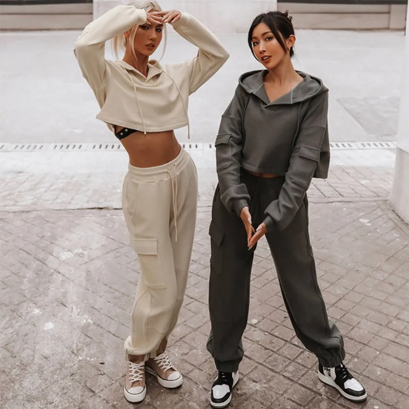 

New Arrival Fall Winter Custom Logo Tracksuit Set Ladies Long Sleeve Sweatshirt Joggers Pants 2 Piece Set, As picture