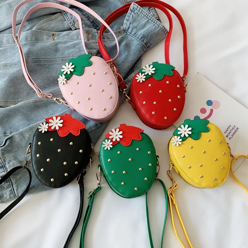 

2021 new arrival candy purse strawberry shape rivet flower leather kids handbags purse crossbody, Customizable