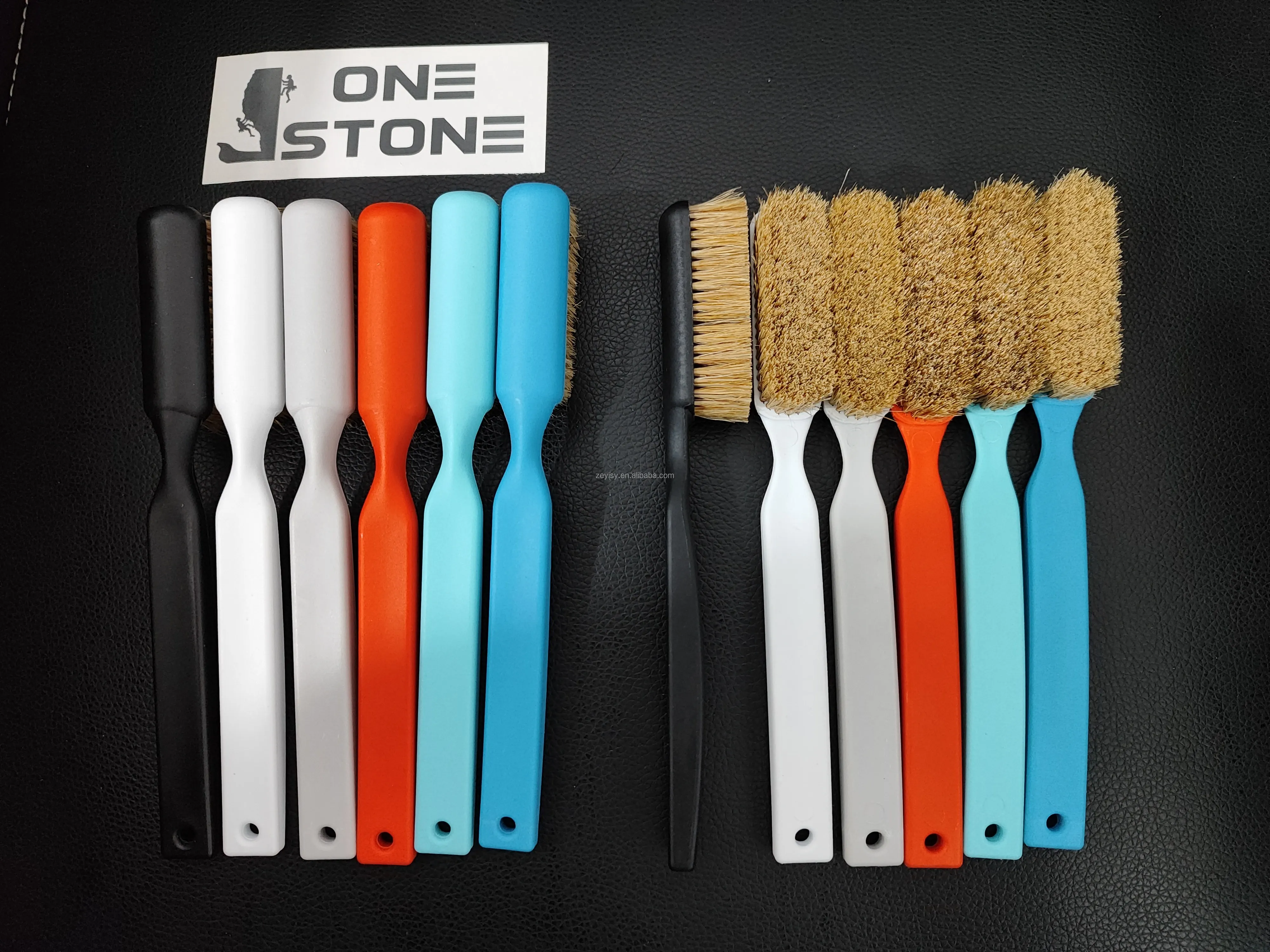 Rock Climbing Boar Hair Rock Climbing Brush with Ergonomic Handle Boulder Brush As Durable Cleaning Tool for  Climbing Wall