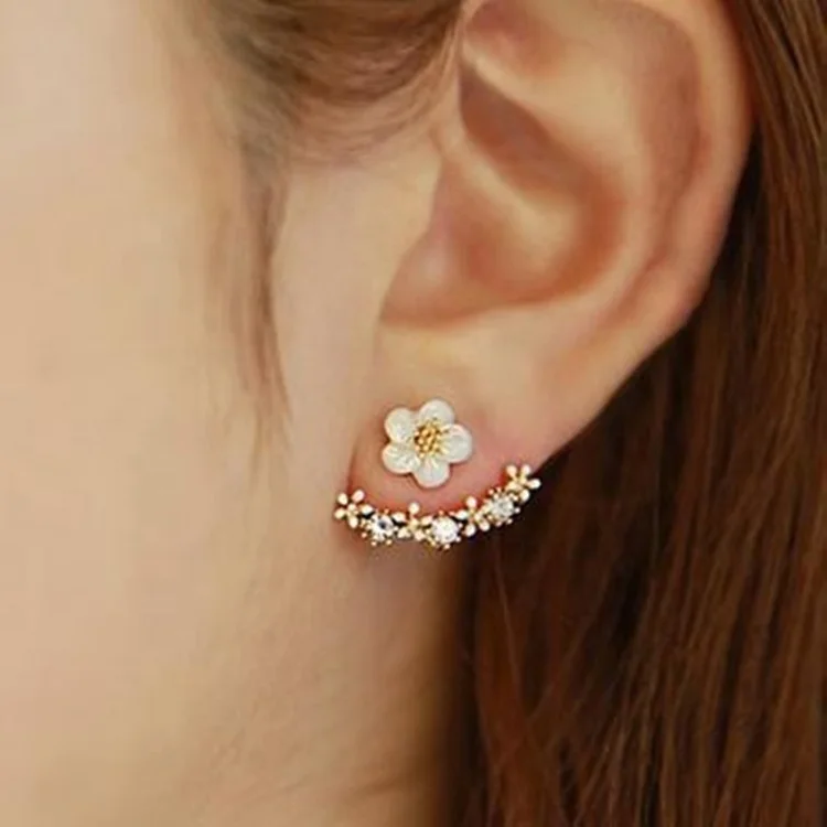 

Korean Version Daisy Flower Back Hanging Earrings Hot Exaggerated Stud Earrings Hypoallergenic Women Jewelry Earring, As picture , custom accept .