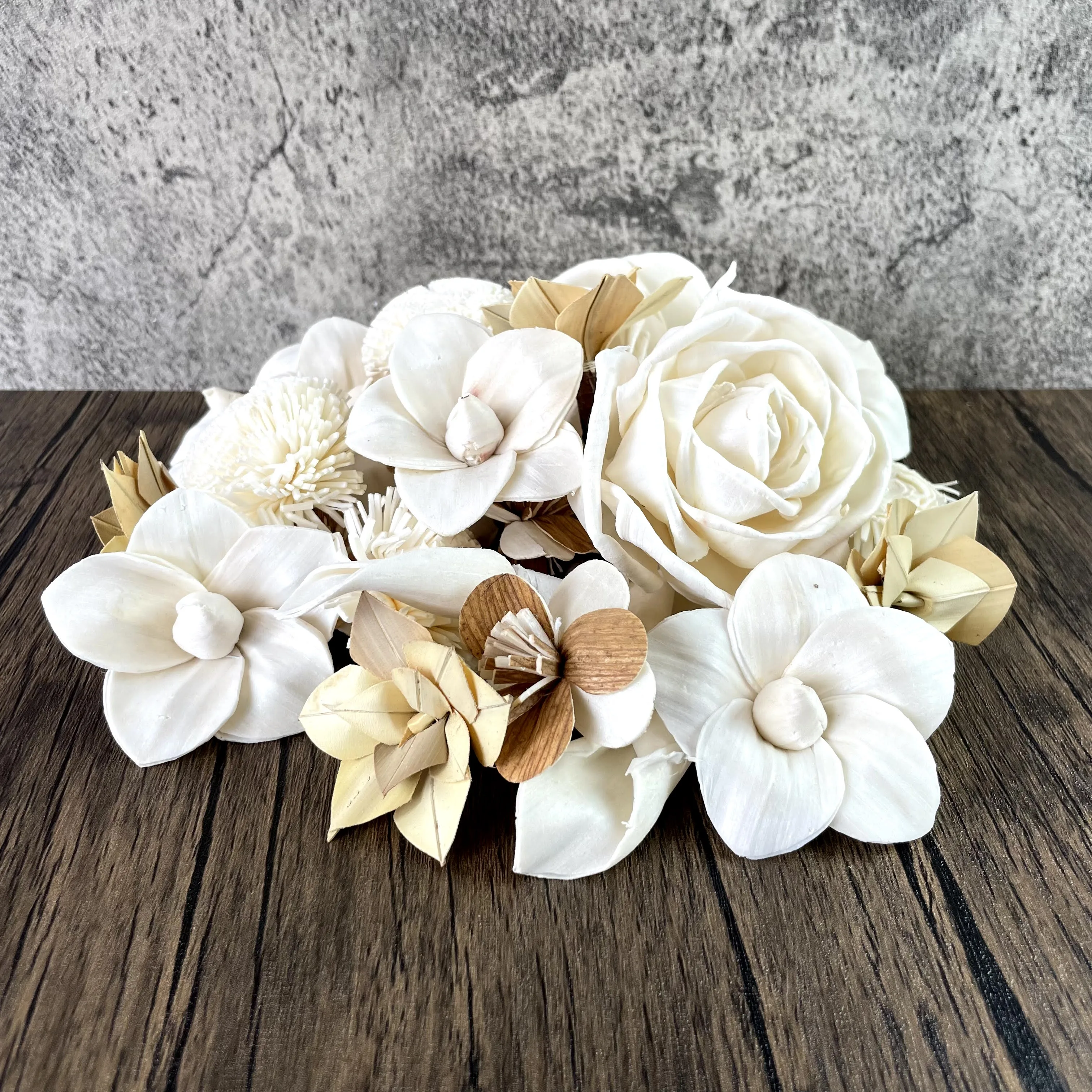 

Free Shipping 45 PCS Sola Wood Flower Assortment , Wooden Flowers, Artificial Flower for decoration