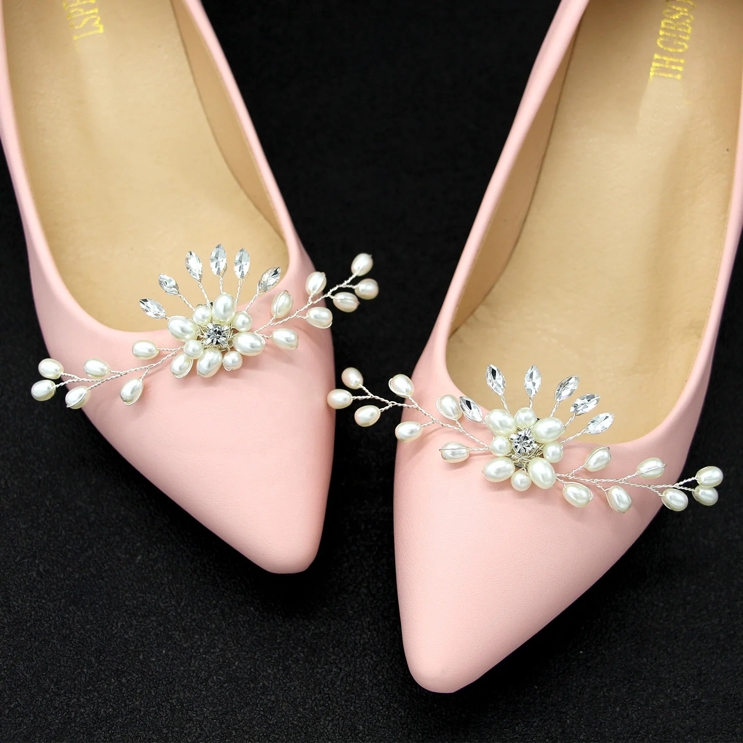 

XILIANGFEIZI New Design Flower Shoe Accessories Charm High Heel Rhinestone Buckle Unique Pearl Shoe Charms