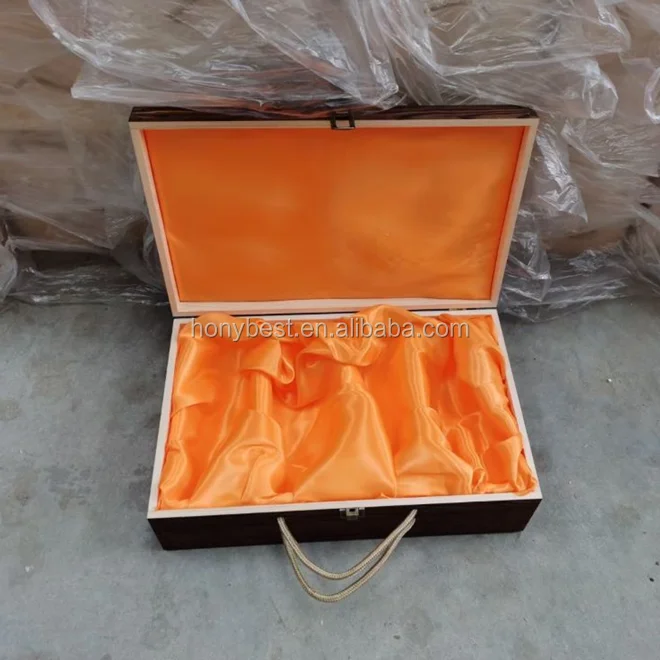 wooden wine bottle box.png