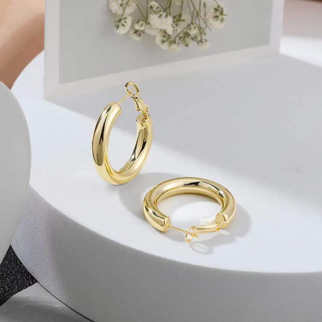 

Trendy Simple Stainless Steel Open 18K Gold Plated 40mm Big Round C Shape Gold Thick Hoop Earrings Tube Chunky Hoop Earring, Picture shows