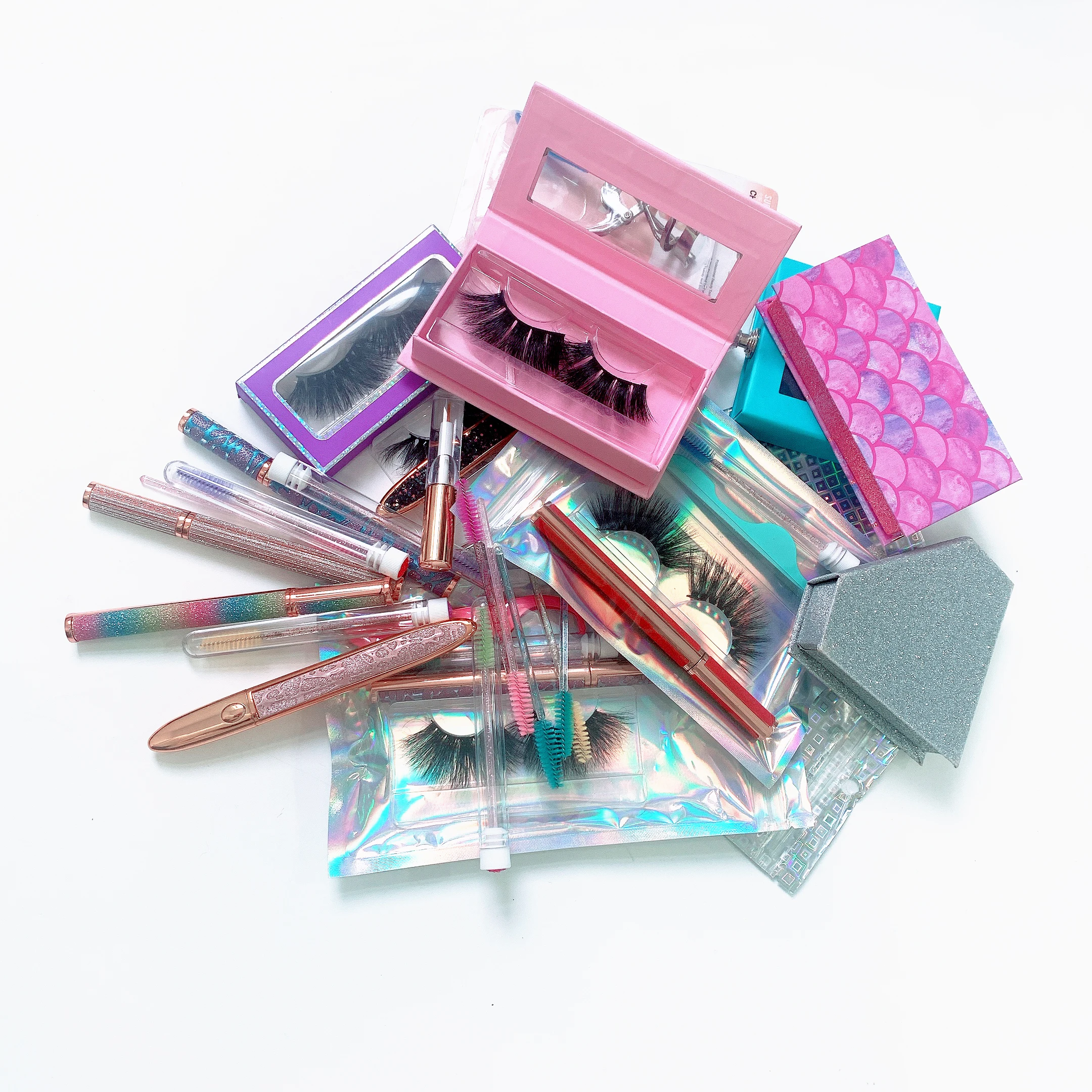 

Wholesale high quality mink eyelash with custom lash box Private Label 6D False Natural Eyelashes, Black color