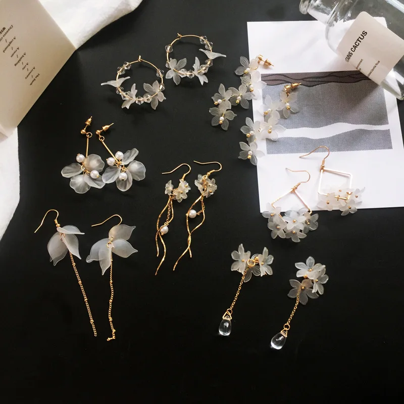 

2020 New flower handmade bohemia boho earrings women fashion long hanging earrings crystal female wedding earings party jewelry
