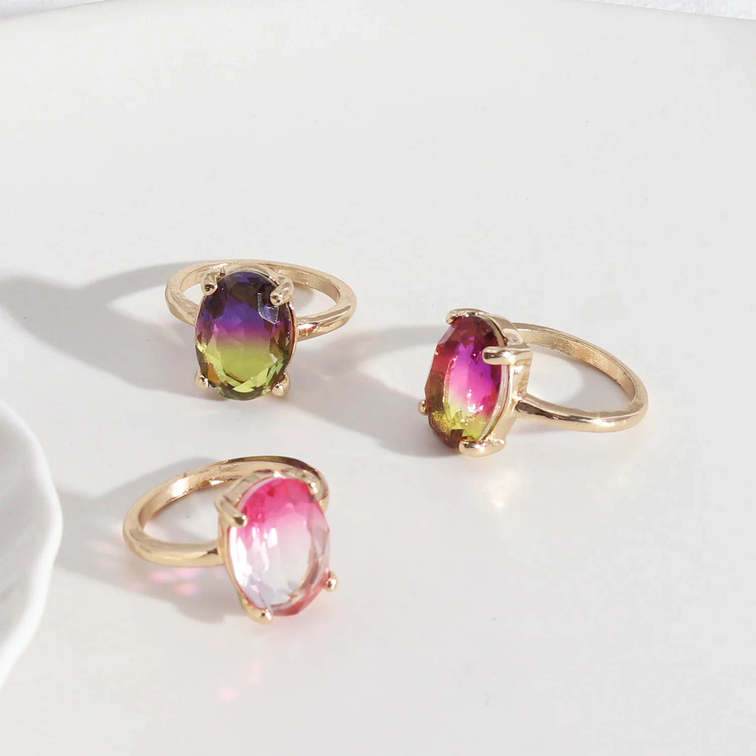 

Fashion Oval Faceted Rainbow Colorful Glass Rings Inner Dia 1.7cm Brincos Pendientes Finger Rings Jewelry for Women