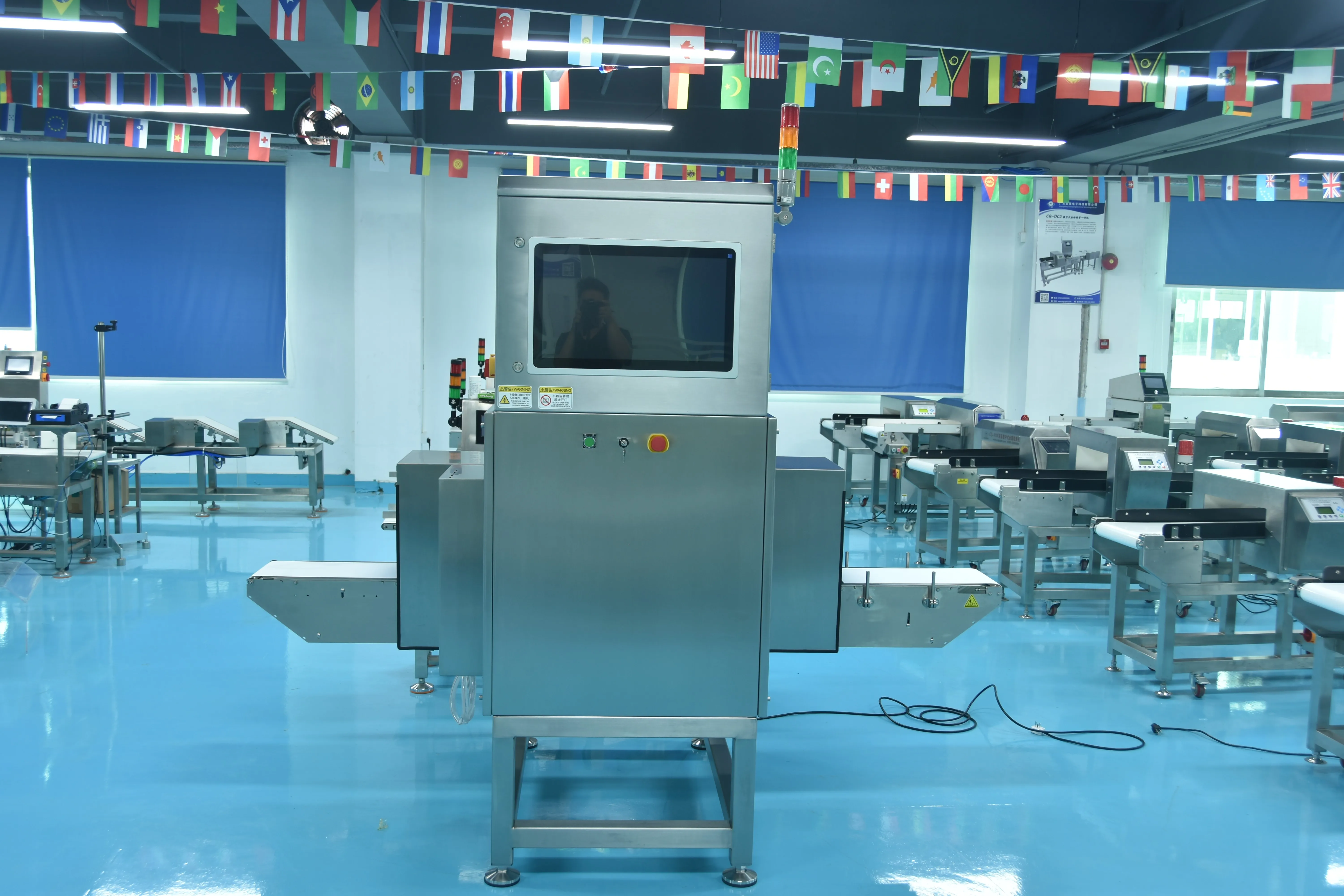 CQ-YW900 X-ray system in the Chaoqiang showroom