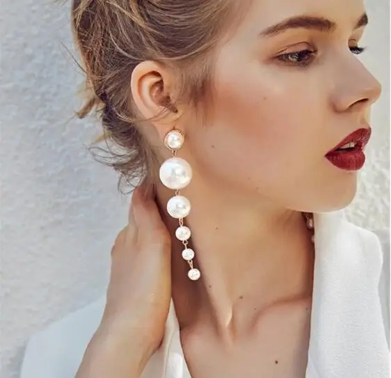 

Trendy Elegant Created Big Simulated Pearl Long Earrings Pearls String Statement Dangle Earrings For Wedding Party Gift, White