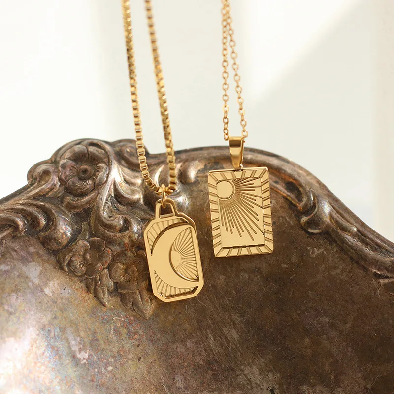 

Gold Plated Square Pendant Sun Moon Pattern Sweater Chain Stainless Steel Clavicle Chain Necklace 2021, Like picture