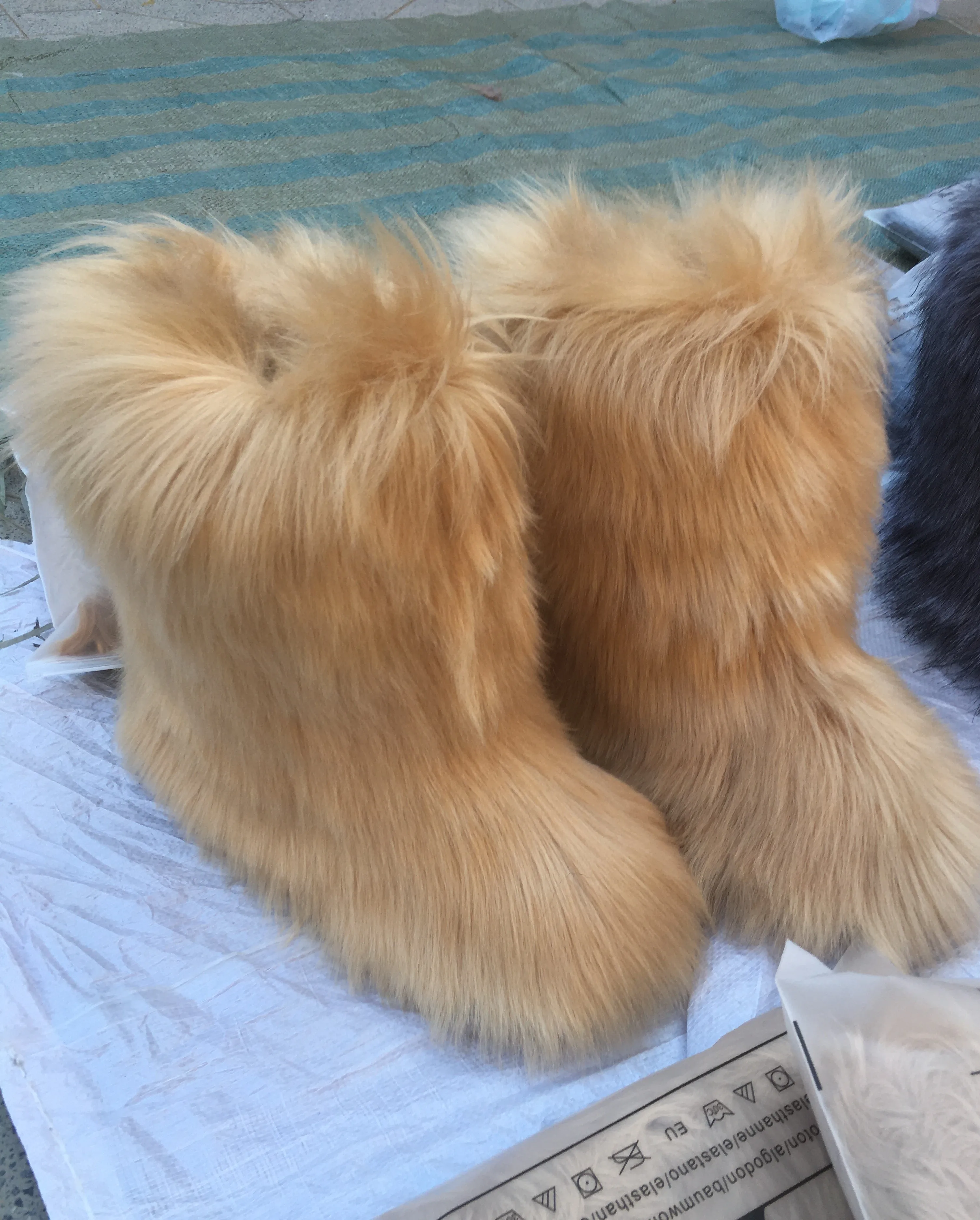 

2021 Classic Winter snow boots with fur Winter snow boot cold and warm