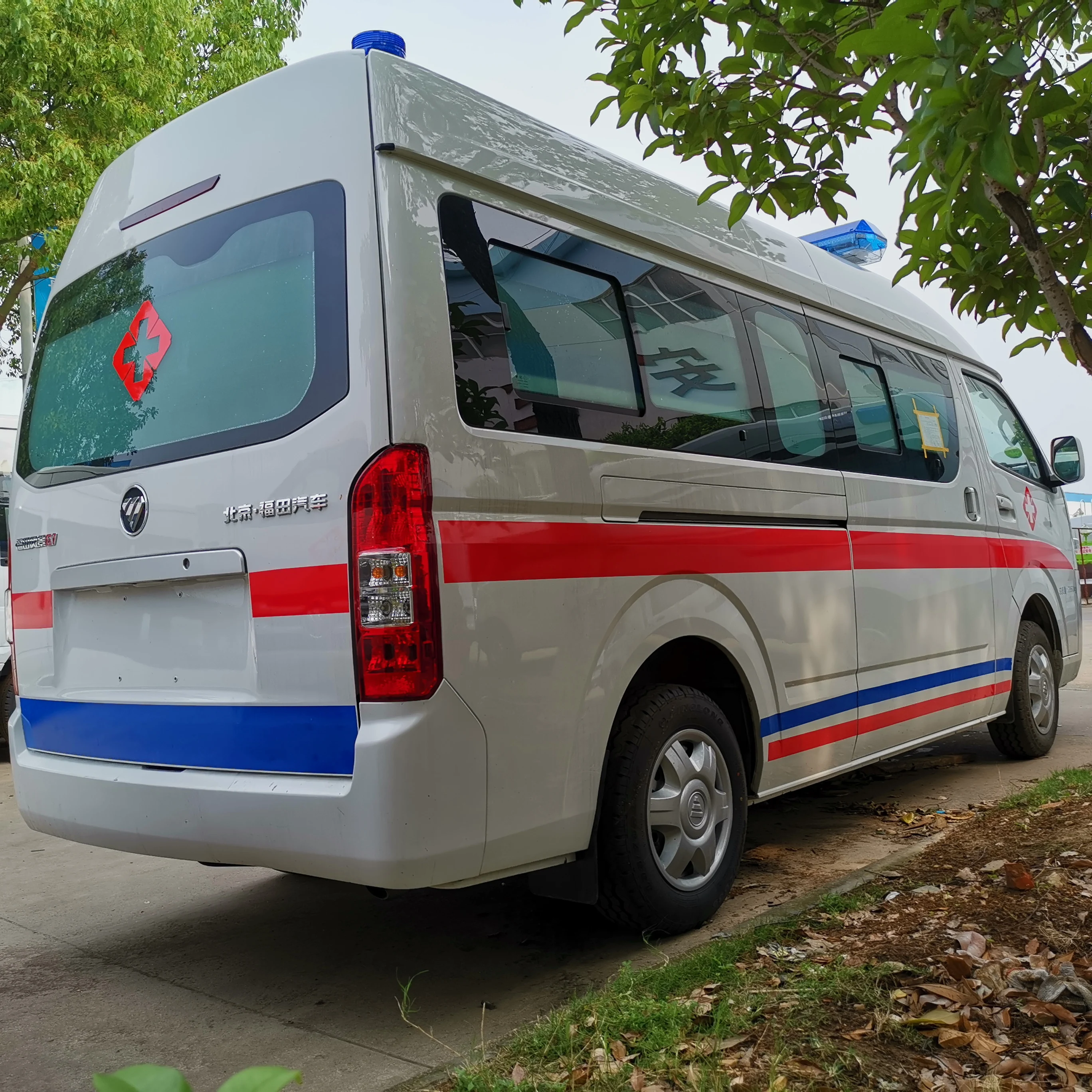 4*2 经典福田 g7 救护车出售