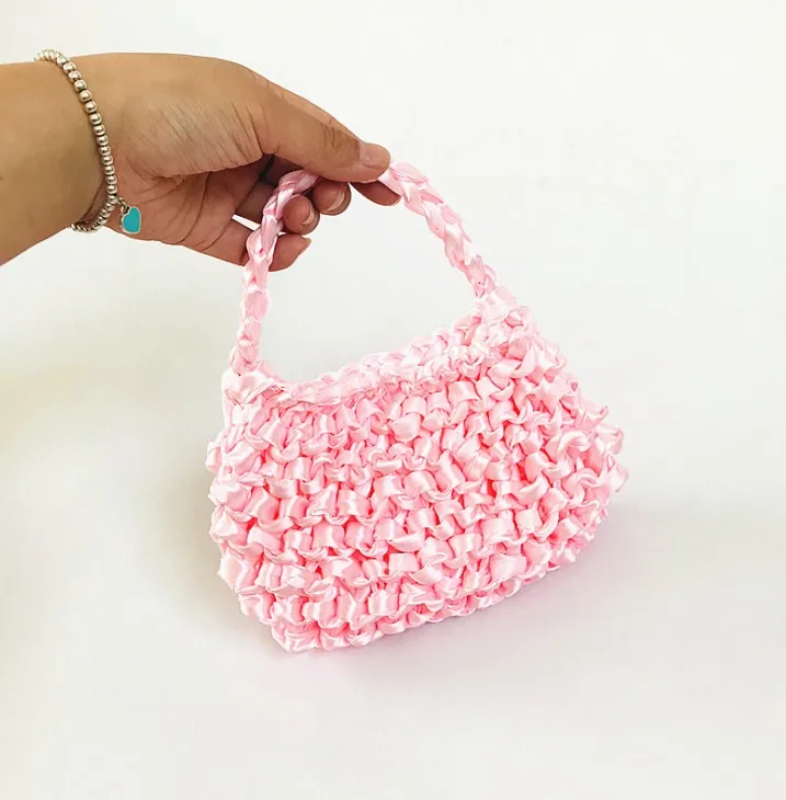 

Fashion Hyuna Ribbon woven bag crochet bag silk scarf bag summer lady handbag, As pic