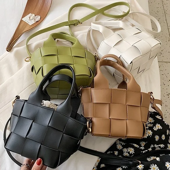 

Pure color PU woven small square bag niche one-shoulder messenger trendy fashionable ladies handbag, Black,green,white,khaki