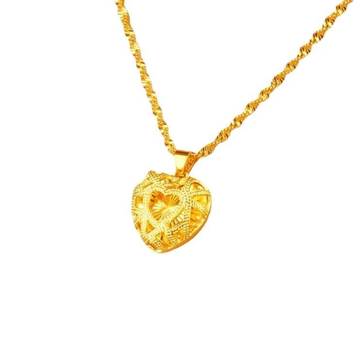 

Wholesale Vietnam Sand Gold Women's Japanese And Fashion Copper Gilded Love Pendant Ladies Japanese And Peach Heart Necklace