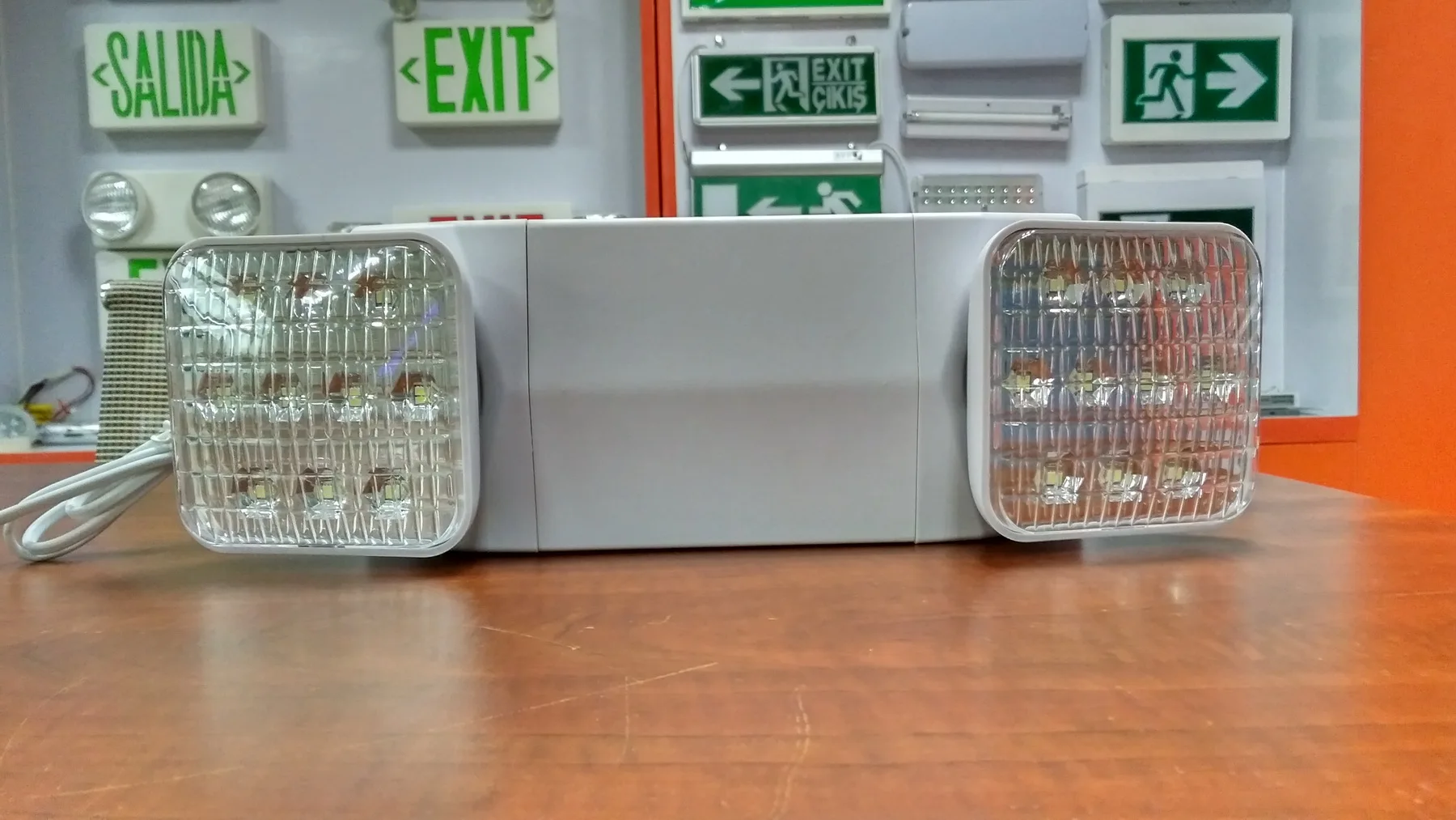 Cr7006 Ul Listed Emergency Led Light Dual Head Emergency Light Buy