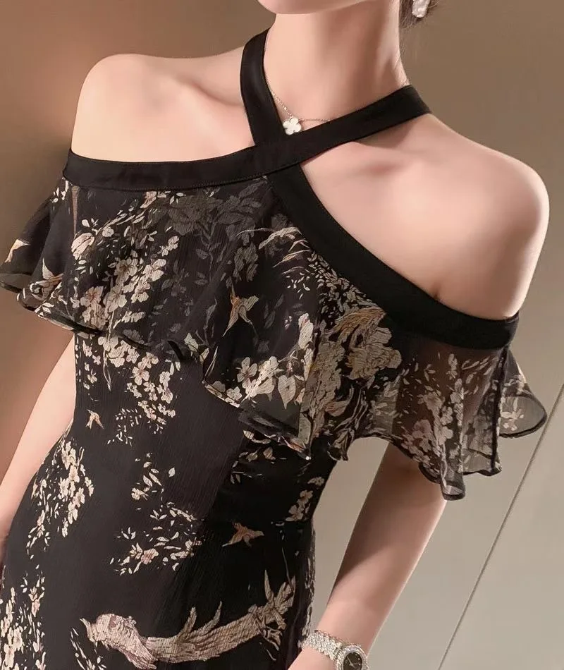 

2021 Summer Women Sexy Off Shoulder Halter Neck Fishtail Mini Dresses Ruffled Printed Slimming Elegant Office Party Sexy Dress