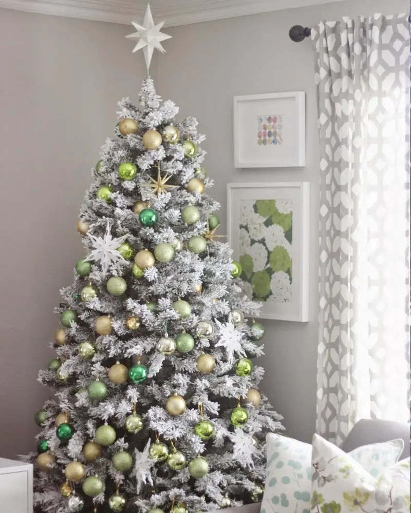 Елка Green Artificial Christmas Tree