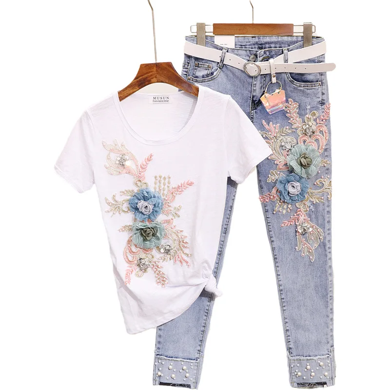 

New Summer Two Piece Set Women Heavy Work Embroidery 3D Flower Tshirts + Pearl Jeans 2 piece Sets Casual Suits Outfits