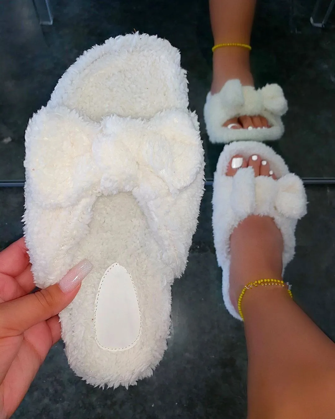 

Fall Winter New Stylish Fur Flat Women Slides Cute Bow Furry White Brown Pink Gray Plush Slippers Female, White, pink, khaki, grey