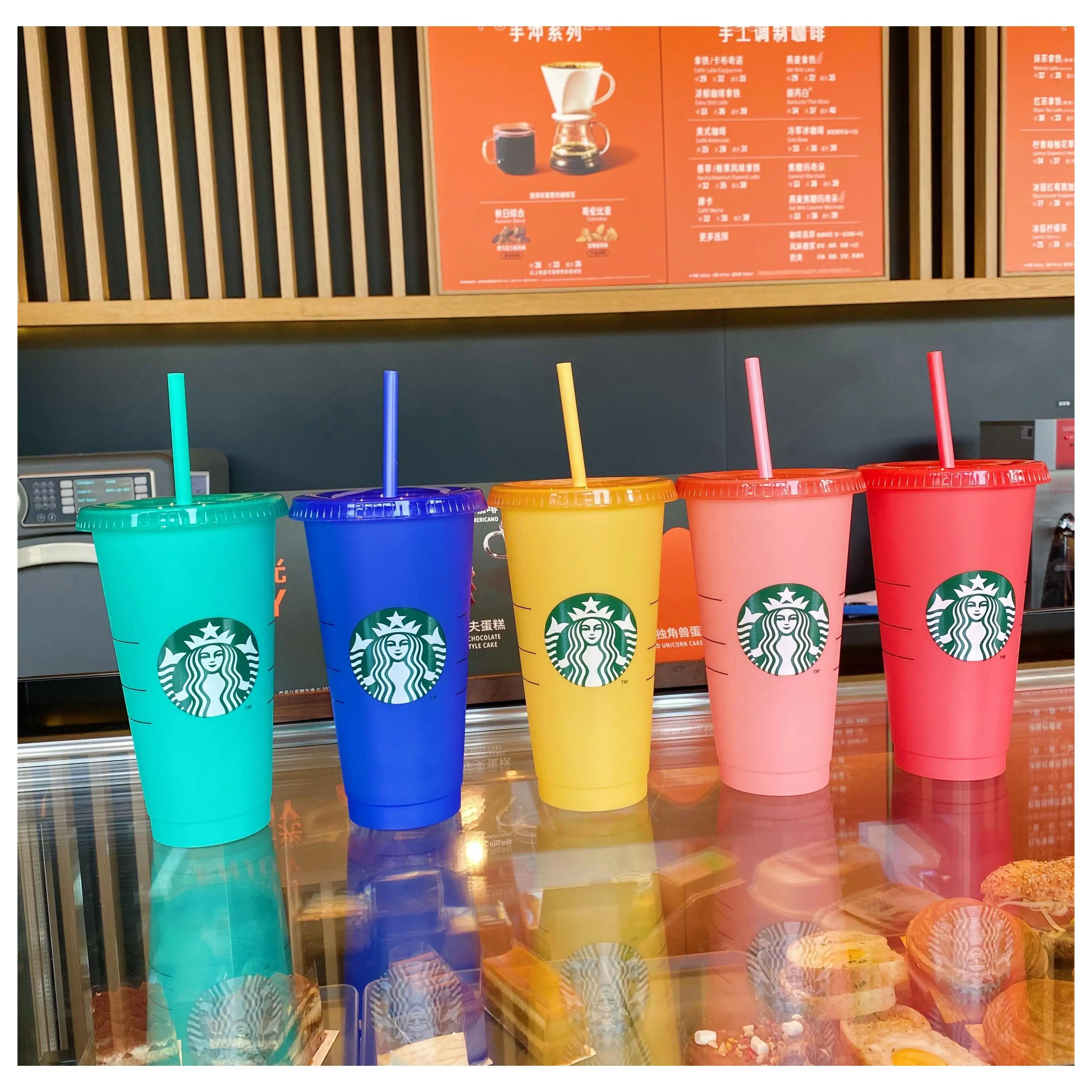

Star bucks 16OZ 24Oz Color Change Tumblers Plastic Transparent Drinking Juice Cup With Lip Straw Magic Coffee Mug Costom Color