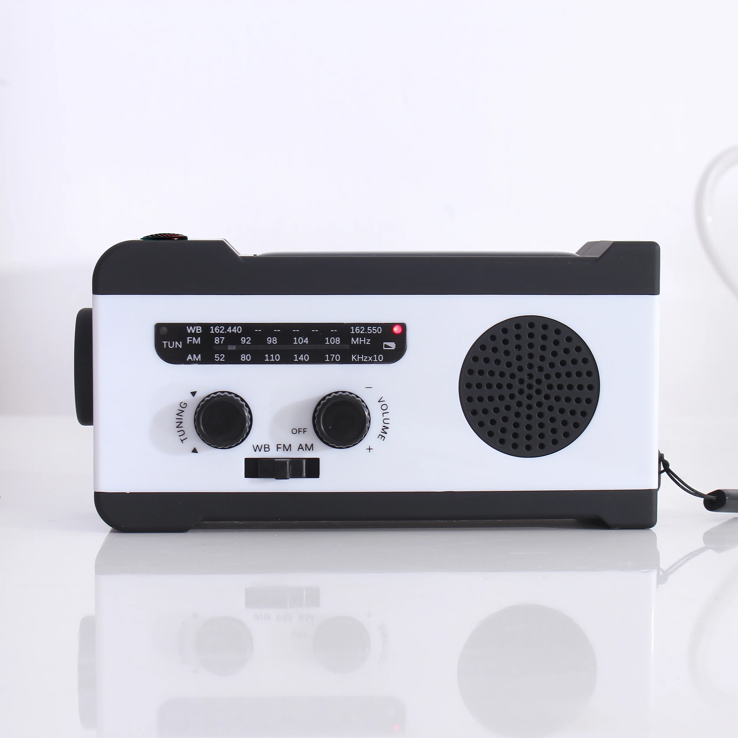 

Best Sale High Quality Crank Radio with LED Light