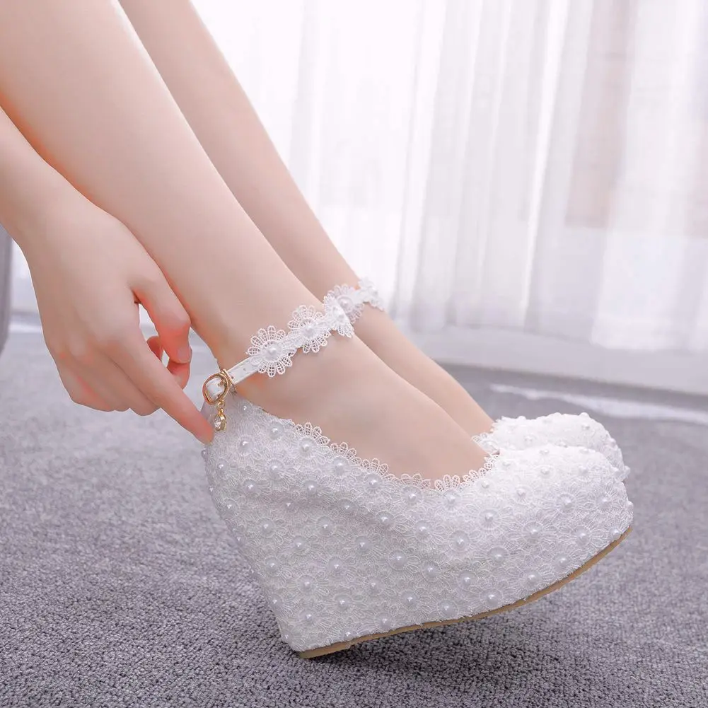 

S78 2021 spring new fashion comfortable white crystal high heels sandals for women and ladies wedding shoes bridal