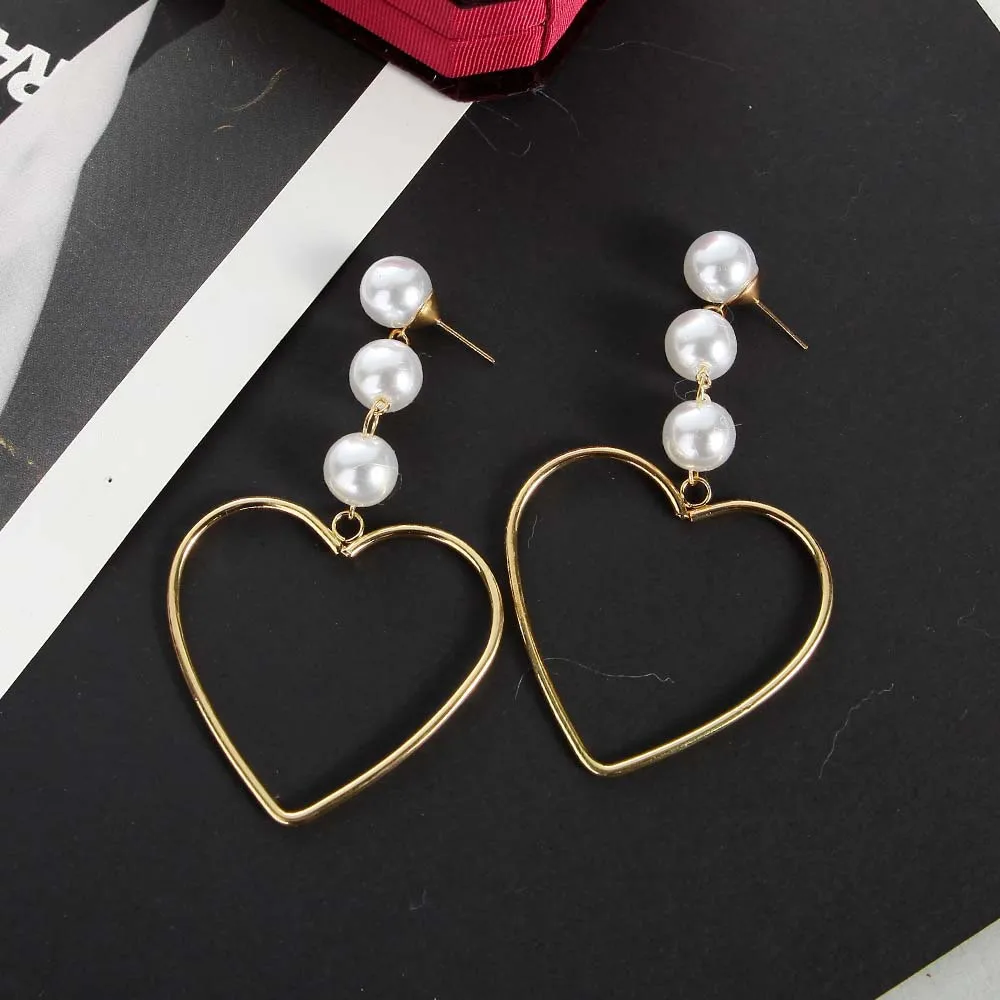 

Mgirlshe Gold Metal Heart Pendant Drop Earrings Fancy Pearls Long Tassel Earrings Dangler Dainty Hoop Earring