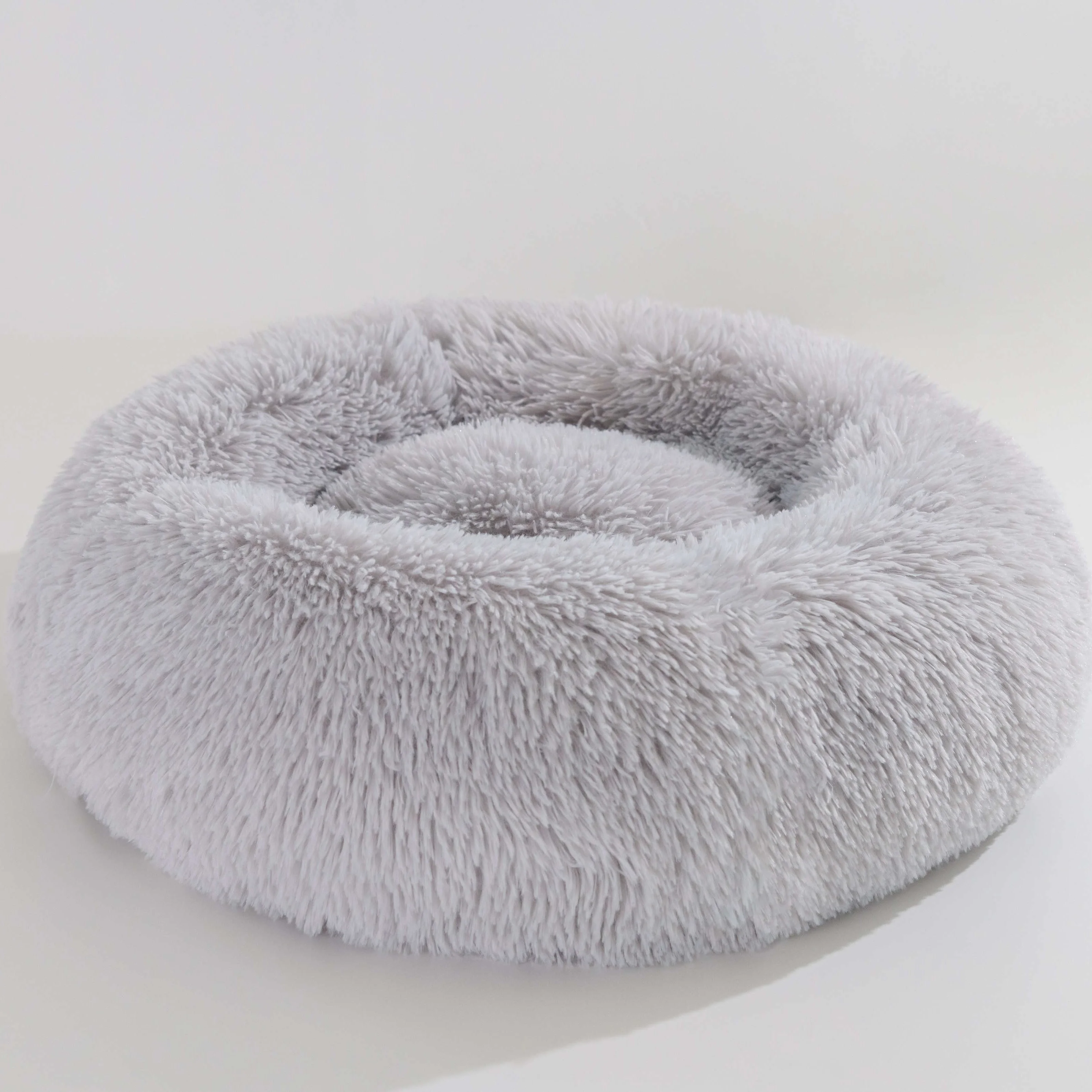 

Luxury Long Faux Fur Fabric Cat Pet B Dog ed Pet Bed Donut Cuddler Private Label amazon top seller, Grey,pink,brown,ivory