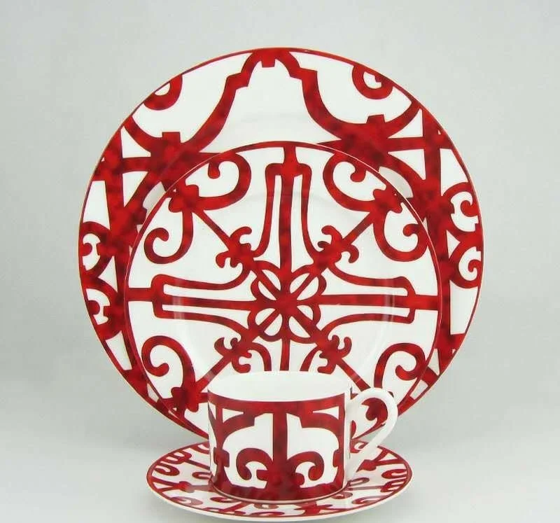 

Artist design fine bone china dinner set for party