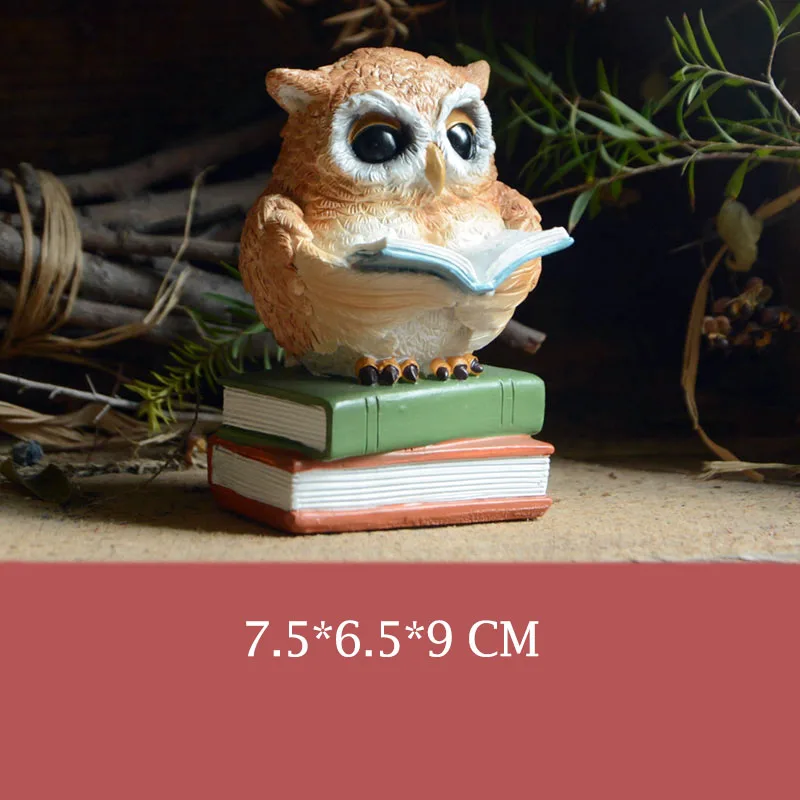 Resin Crafts Simulation Kawaii Owl Family Statue and Figurines Reading Book Owl Sculpture for Desktop Home Room Decoration