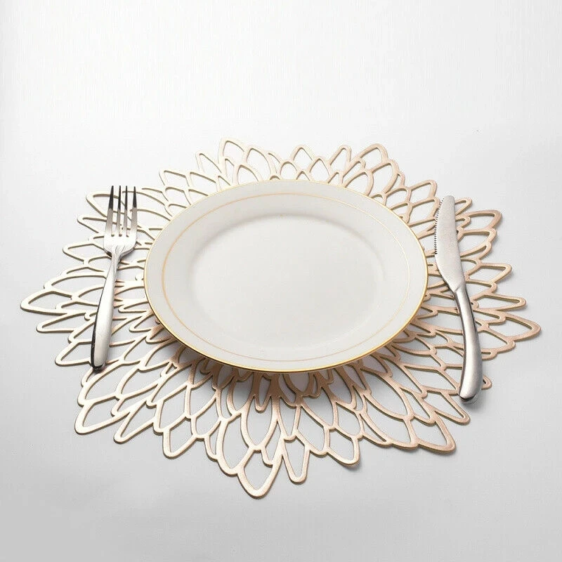 

Wholesale Flower Shape Gold Placemat Wedding Decorative PVC Hollow Vinyl Metallic Placemat