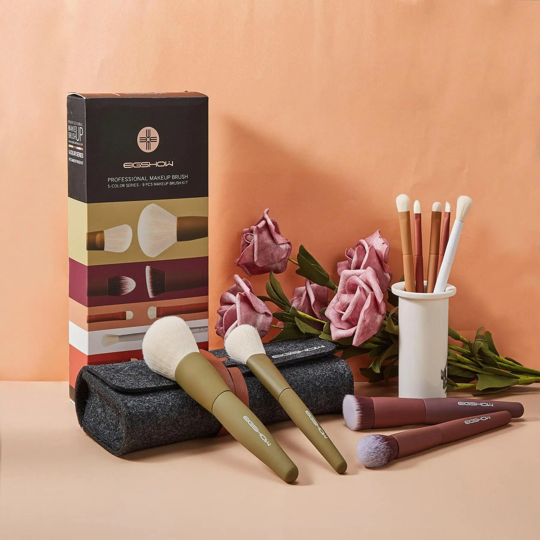 

EIGSHOW 9 pcs high quality cruetly free original makeup brush set