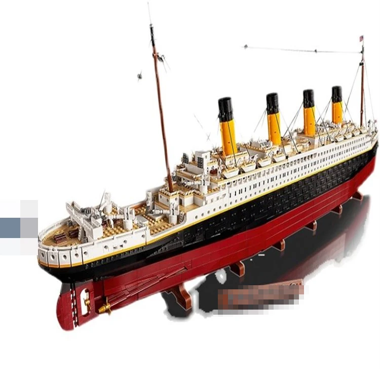 

KK8998 Movie Series Titanic Ship Moc Building Blocks Bricks set Educational Toy Bricks 9090pcs boat Compatible 10294