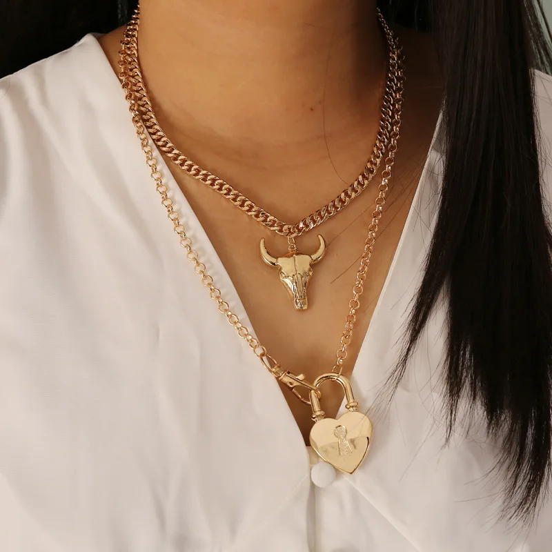 

2020 Latest Exaggerated Jewelry Multi-layer Gold Plated Necklace w Love Lock and Bull Head Pendant Necklace, Colorful