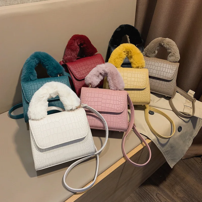 

2021 new arrivals china factory price trendy fashion fur single shoulder women bags Stone printing handbags winter casual tote, 7color as picture