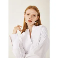 

Business attire White long sleeve V-neck Suitable for formal occasions casual women shirt