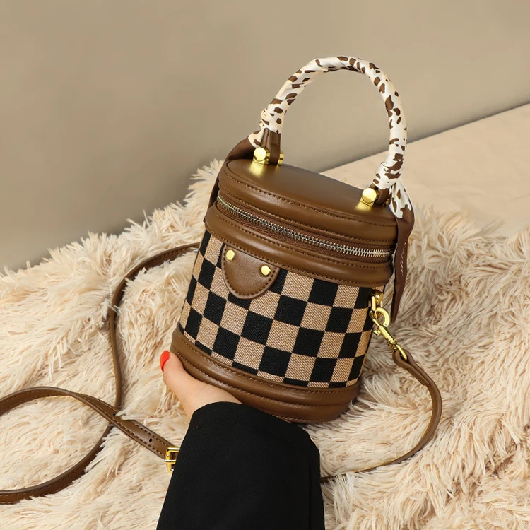 

2022 High Quality Ladies Glasses Luxury Canvas Cylinder Shape Bucket Bag Women Handbag