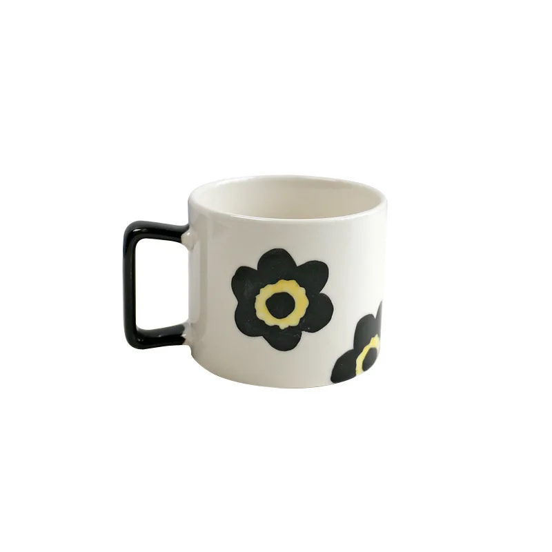 

Lelyi ins Korean hand-painted flower ceramic mug home couple coffee cup