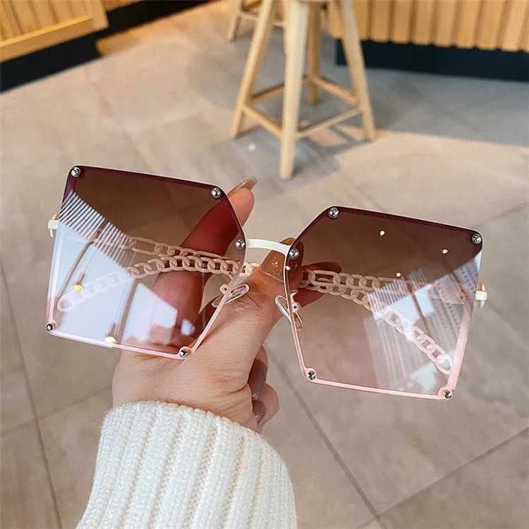 

All-Match New Hollow Big Box Glasses Female Trendy Sunshade Sunglasses Net Red Anti-Ultraviolet Sunglasses, Picture shows