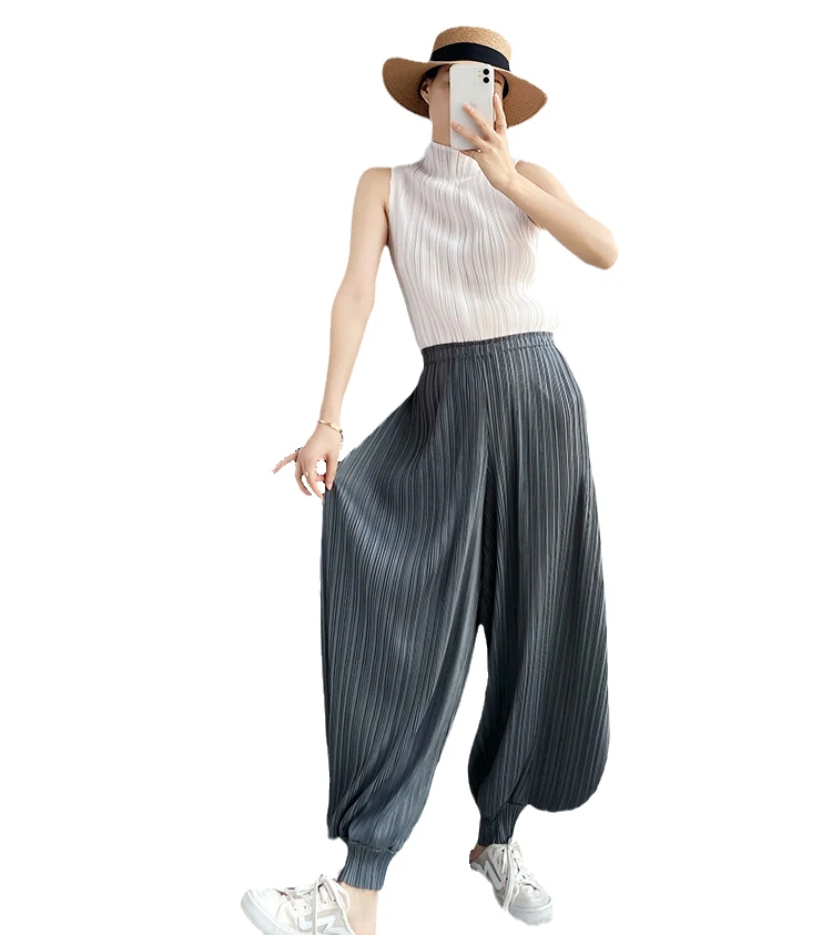 

2021 New high-waisted casual pleated women's pants ankle-length fashion personality lantern pants wholesale custom