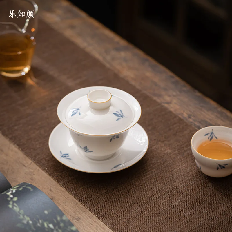 Hand Painted Phalaenopsis Ceramic Gaiwan Teacup Tea Making Device Kung Fu Tea Set Anti-scald Household Tea Bowl