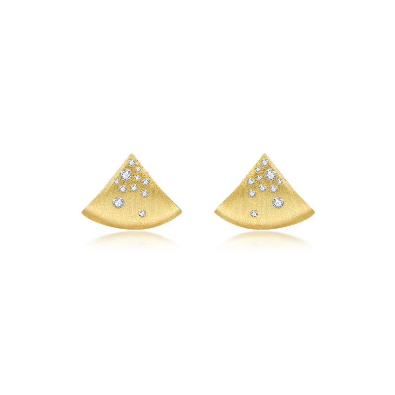 

Elegant Minimalist 925 Sterling Silver 18K Gold Plated Cubic Zirconia Diamond Pave Triangle Shape Stud Earrings