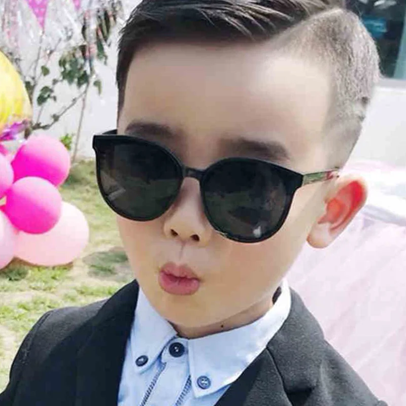 

DCOPTICAL 2021 Cute Kids Mirror Lens Shades Big Frame Oversized Children Gifts Full Rim Girl Boy Cheap Sunglasses