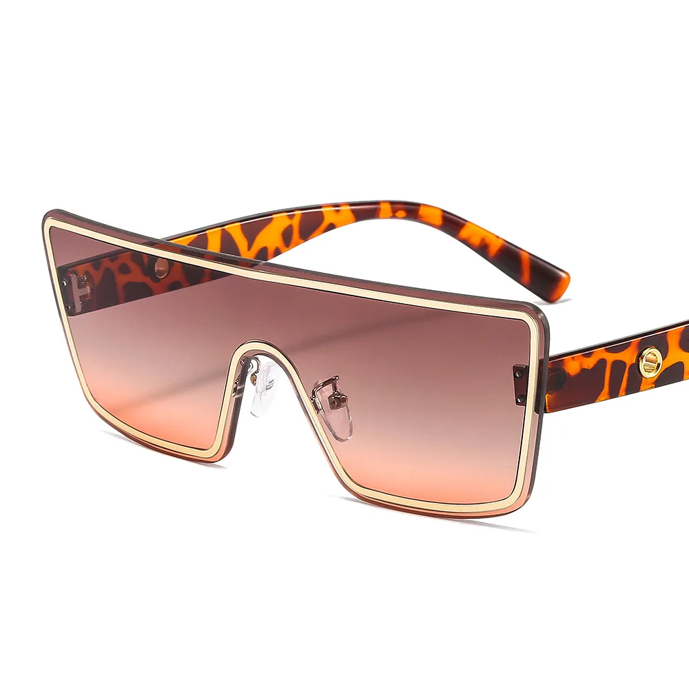 

Big Frame Custom Logo Cheap Square High Quality Sunglasses Supplier