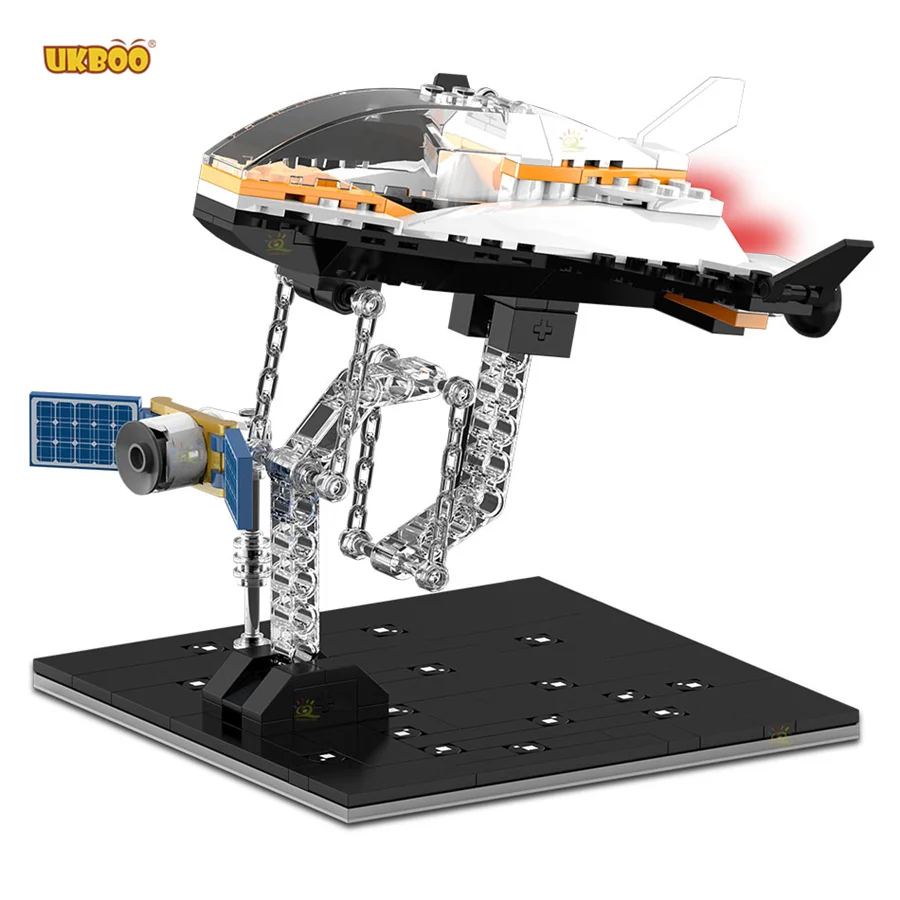 

Free Shipping UKBOO 193PCS Classic City Satellite Service Mission Space Station Building Block Set Playset