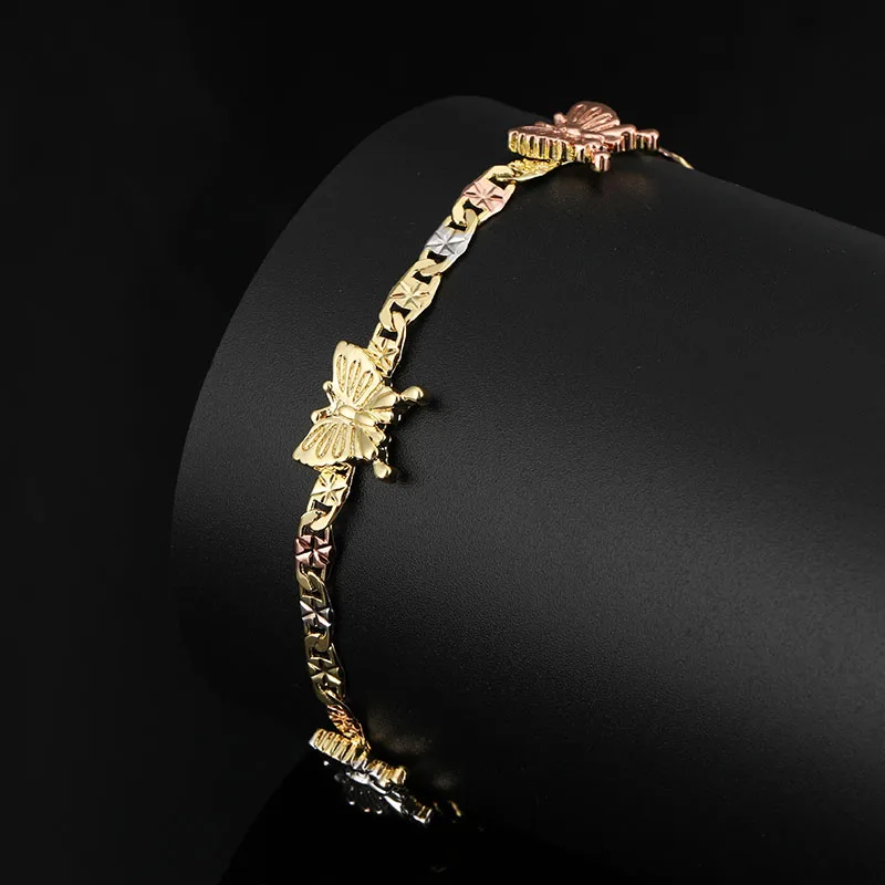 

Oro laminado Tricolor women gold butterfly charm bracelet, 14k tricolor gold