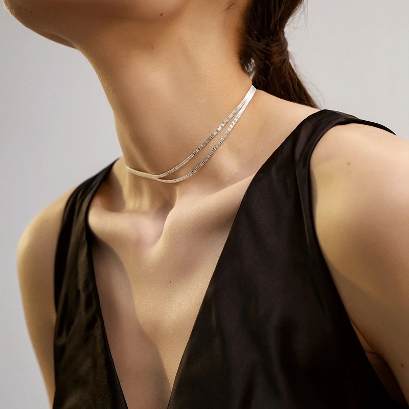 

European and American ins double-layer split split necklace female niche design sense clavicle chain high-end choker